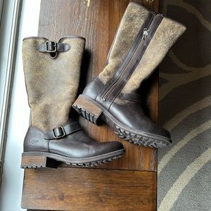 UGG Junipero Shearling Women’s Boots